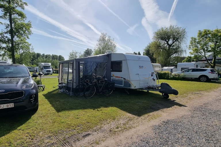 Ruime caravanplaatsen - camping Groeneveld